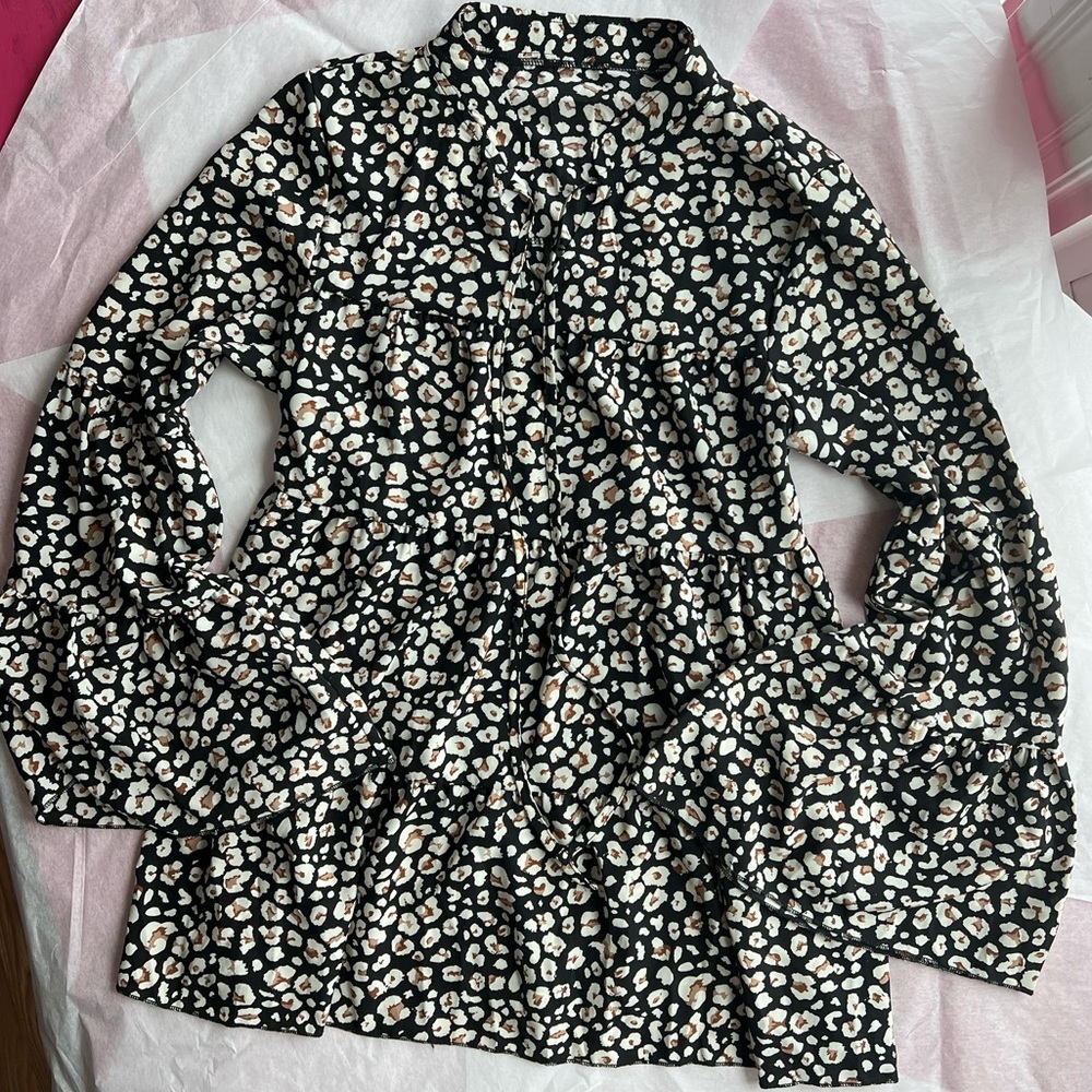 NWT Camisa navy blue leopard bell sleeve empire waist blouse neck ties tiered - Picture 7 of 14